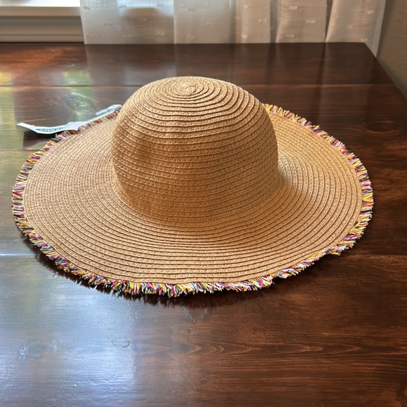Girls Sun Hat! Old Navy! Size Medium! NWT! - Picture 2 of 3